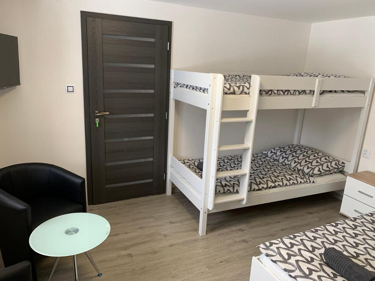 Apartman U Drahotu Pernink Ngoại thất bức ảnh