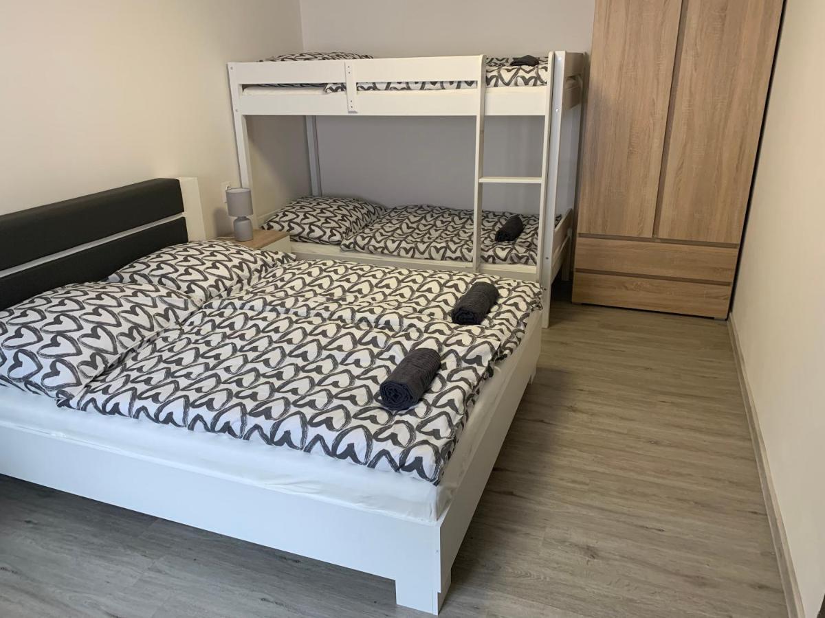 Apartman U Drahotu Pernink Ngoại thất bức ảnh