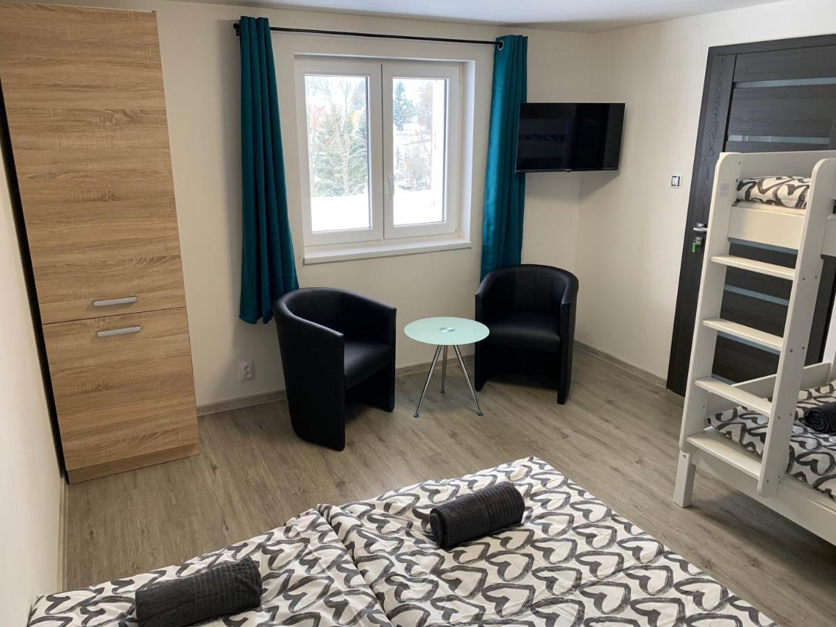 Apartman U Drahotu Pernink Ngoại thất bức ảnh