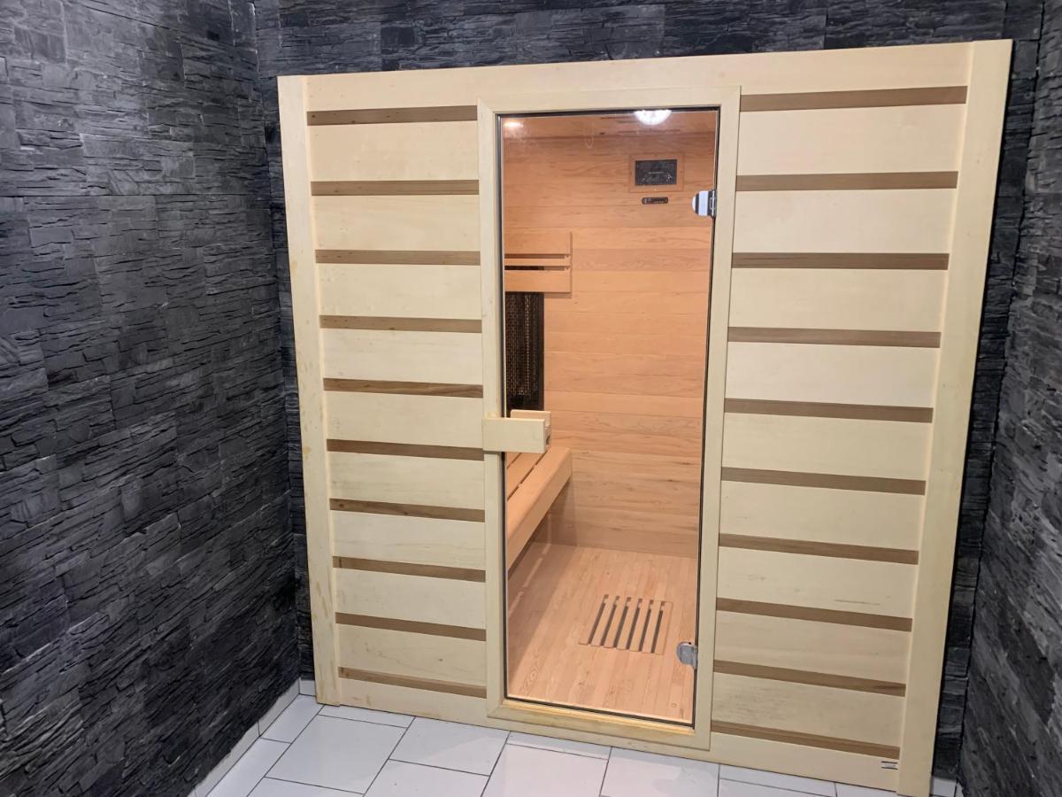 Apartman U Drahotu Pernink Ngoại thất bức ảnh